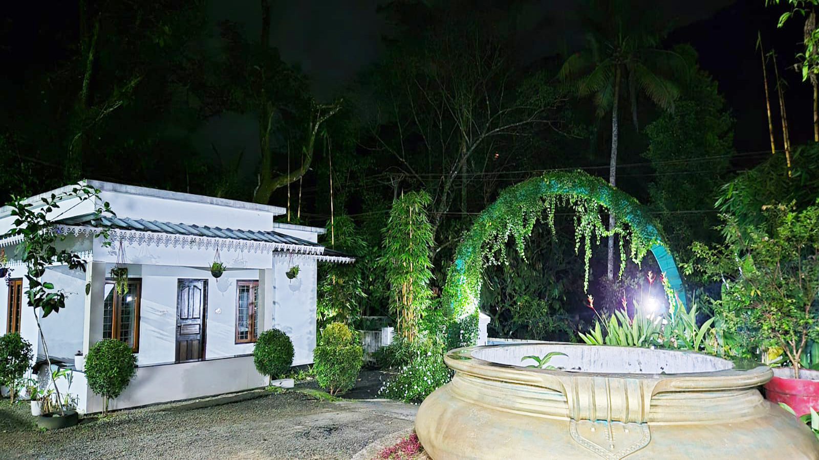 White House 2, 2 BHK villa at Diya Homestay